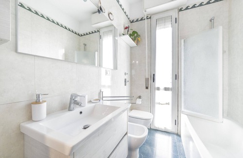 Precotto Apartment | Precotto Comfortable Flat with Balcony