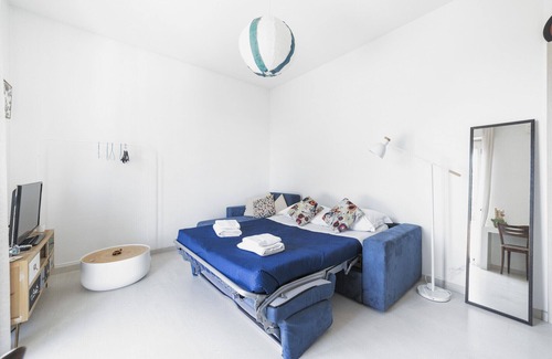 Precotto Apartment | Precotto Comfortable Flat with Balcony