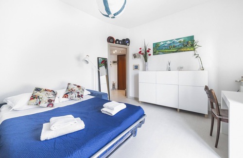 Precotto Apartment | Precotto Comfortable Flat with Balcony