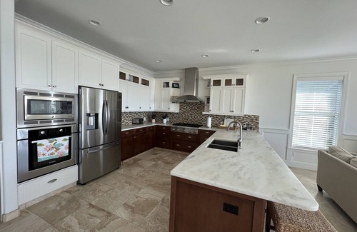 Ilexhurst House | Prefect Beach Villa with private beach and heated pool. Gulf front at its's best