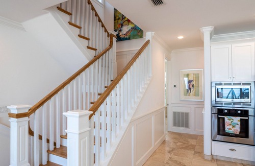 Ilexhurst House | Prefect Beach Villa with private beach and heated pool. Gulf front at its's best