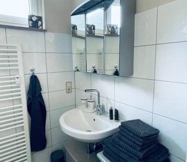 Haan Apartment | Preiswerte Wohnung nahe Düsseldorf inklusive Stellplatz