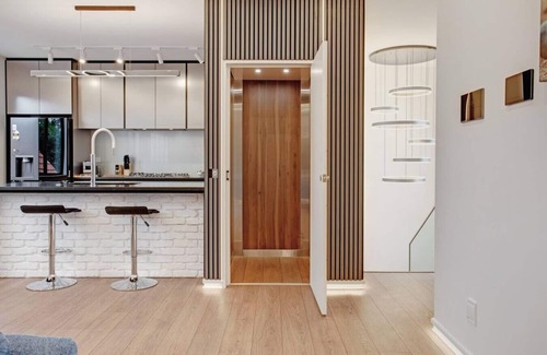 Orakei House | Premium Abode with Lift and Water Views