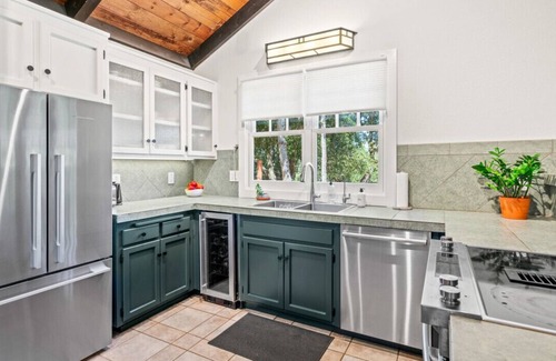 Santa Rosa House | Premier 3 BD with Pool, Outdoor Dining