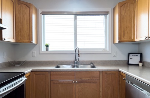 Grande Prairie House | Premier 3-Bed Hideaway | Heart of Grande Prairie