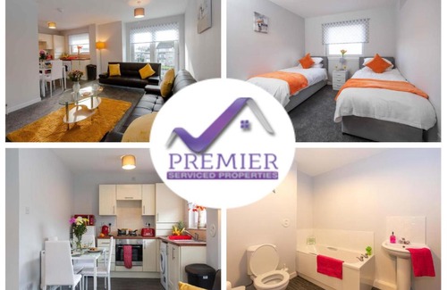 Motherwell Apartment | PREMIER - Chapel House with Driveway!