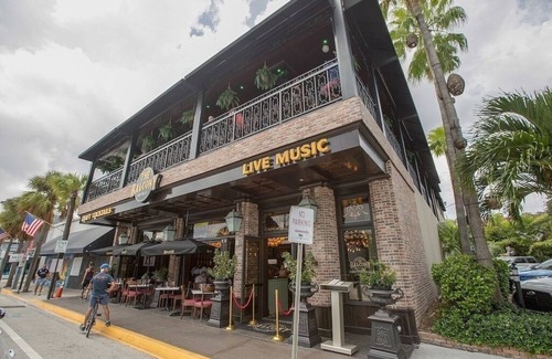 Tarpon River Condo | PREMIER High Rise Condo in Downtown! Perfect for long stays!