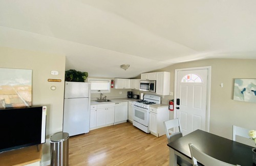 Ortley Beach House | PREMIER HOST-4 BR SEASIDE PARK DUPLEX One Short Block to Beach, Kit, Liv Room