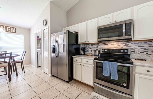 Eagle Pointe South House | Premier Host-Beautiful 4BR/2BA Pool HEAT Home SAFE QUIET Lot - Disney 15 Minutes