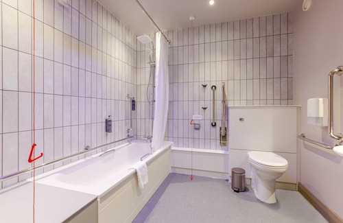 Maidstone Hotel | Premier Inn Maidstone Town Centre