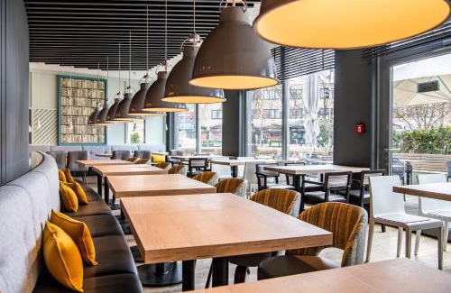 Munchen District Hotel | Premier Inn Muenchen Messe