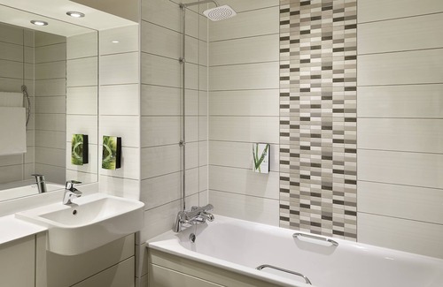 Nottingham City Centre Hotel | Premier Inn Nottingham Arena - London Road