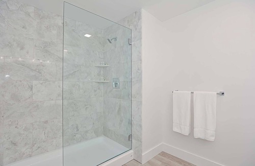 Plymouth Cultural District Apartment | Premier Ocean View Corner Condo (800SF)