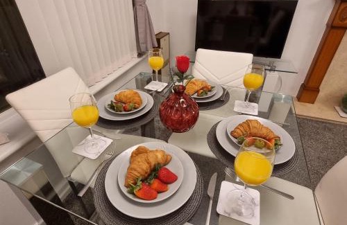 Coatbridge Apartment | PREMIER - Whifflet Apartment