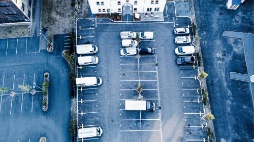 Les Ponts-de-Ce Hotel | PREMIERE CLASSE ANGERS SUD Louvre Hotels group