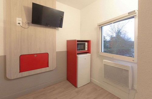 Plaisir Hotel | Premiere Classe Plaisir - Gatines