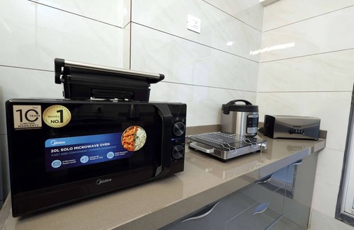 Andheri East Apartment | Premium 1 BHK SUITE (Gagal Home)