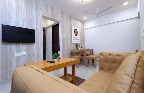 Andheri East Apartment | Premium 1 BHK SUITE (Gagal Home)