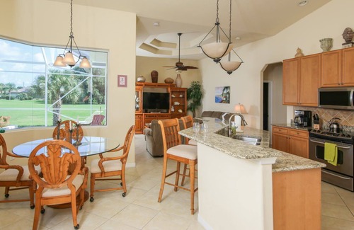 Long Meadow House | 🥇 Premium 2bd villa close to Disney (CH840)