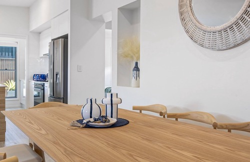 Peregian Beach House | Premium 4-Bed Coastal Escape with BBQ and Pool