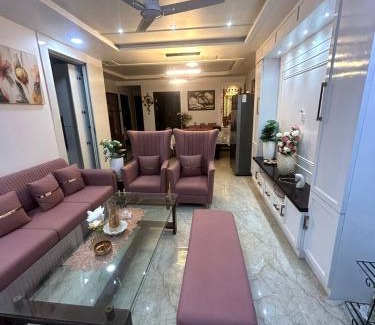 Taj Ganj Apartment | Premium Apartment near Taj Mahal