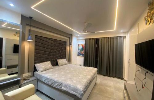 Taj Ganj Apartment | Premium Apartment near Taj Mahal