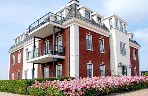 Colijnsplaat Apartment | Premium apartment with private wellness in Zeeland