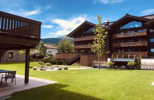 Ehrwald Apartment | Premium apartment with garden