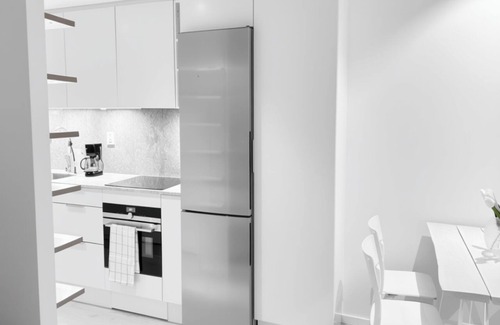 Vaxjo Apartment | Premium Apt Near Vida Arena, Wifi/Gym/Sauna OnSite