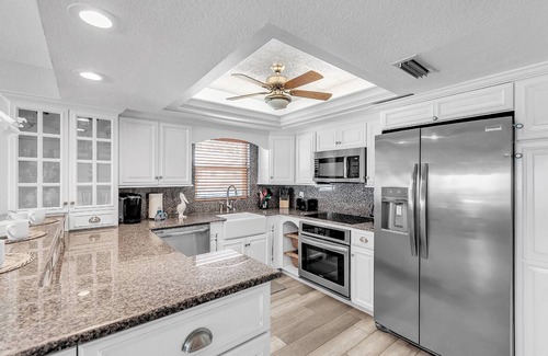 Clearwater Beach Condo | Premium Beachfront, Spectacular Views, Walk to Pier 60, Free Parking! ~ 201 Surfside