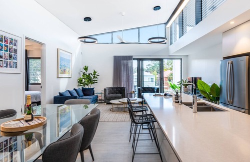 Coogee Apartment | Premium Beachside apartment living in Coogee- E7