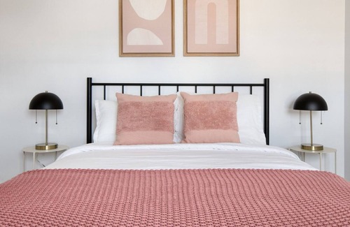 Cherry Creek Apartment | Premium Cherry Creek 2BR w/ W/D, Roof & Lounge, nr mall, by Blueground