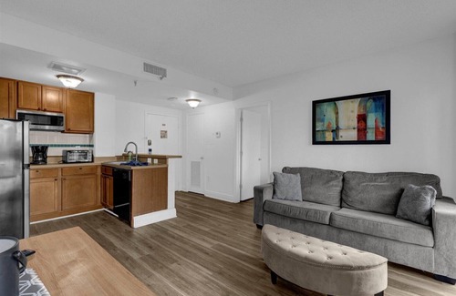 Southwest Orlando Resort | Premium Condos near Universal Studios