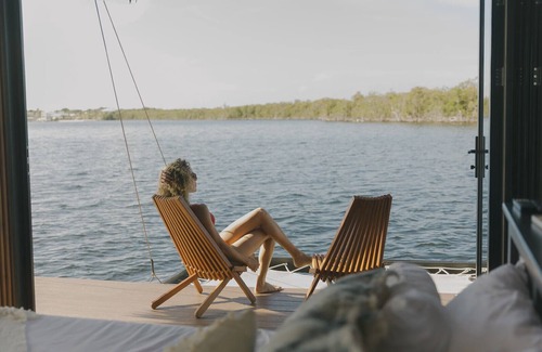 Key Largo House | Premium Floating Bugalow by Stay Ombi in the Keys with Stunning Ocean Views.