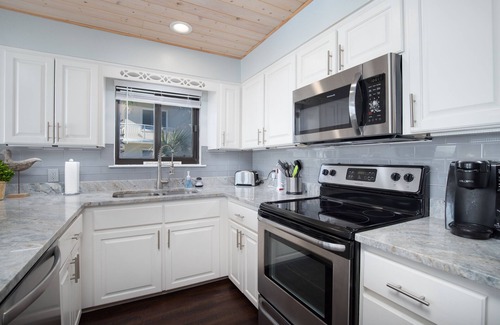 Crystal Beach Condo | Premium Gulf Front Condo - Private beach, free beach service - Book for 2026 now