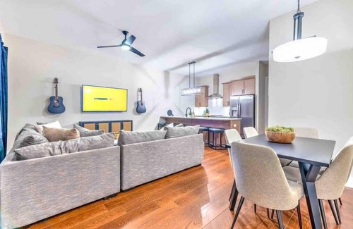 Nashville House | Premium Home! 15 Beds! Hot Tub/Baller Game Room!