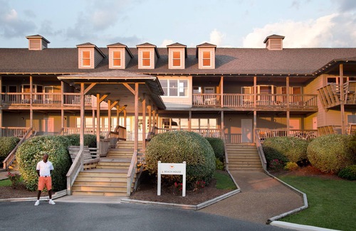 Duck Apartment | Premium King | Oceanview + Award-Winning Spa