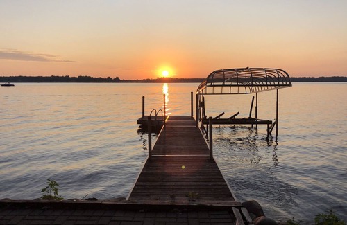 Alexandria House | Premium Location on the Chain of Lakes in Alexandria Area