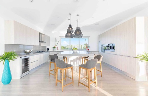 Moo 5 Villa | Premium Penthouse 8 Ocean Views Fabulous Sunsets Infinity Pool Games Room Gym