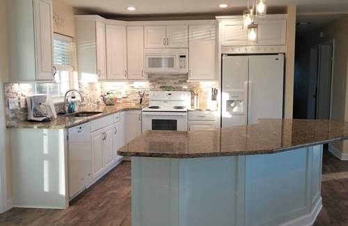Homosassa House | Premium river and canal front home with water on 3 sides and beautiful views.