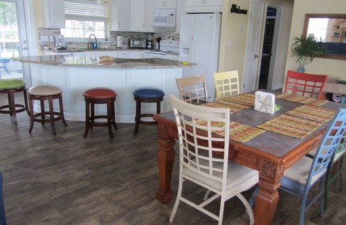 Homosassa House | Premium river and canal front home with water on 3 sides and beautiful views.