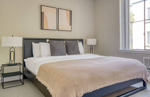 East San Mateo Apartment | Premium San Mateo 1BR w/ A/C, Gym & W/D, nr Target, by Blueground
