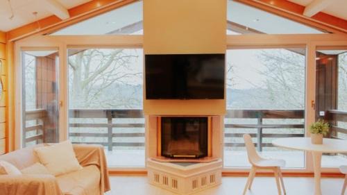 Gif-sur-Yvette Apartment | Premium Spa Chalet - Sauna & Jacuzzi - 20min Paris