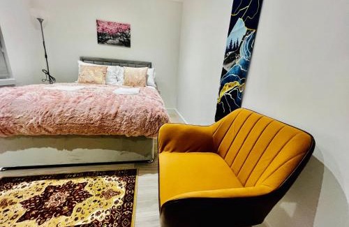 Heston West Apartment | Premium Suits Near Heathrow
