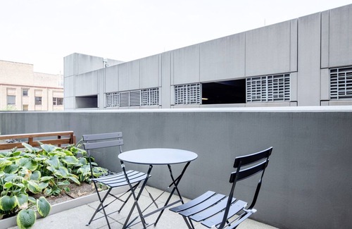 West Loop Gate Apartment | Premium West Loop 1BR w/Pool, Gym & Lounge, nr L, by Blueground