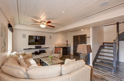 Prescott House | Prescott Getaway – 4BR, 3BA Rental w/King Beds, Boulder Views & Downtown Access
