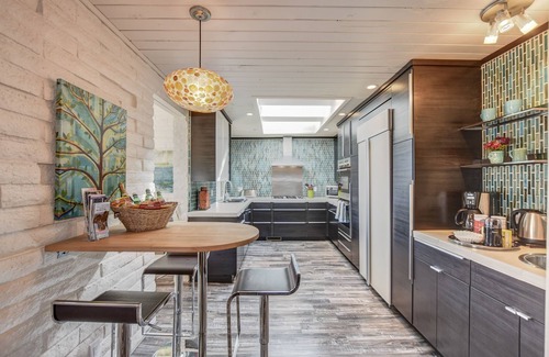 Prescott House | Prescott Getaway – 4BR, 3BA Rental w/King Beds, Boulder Views & Downtown Access