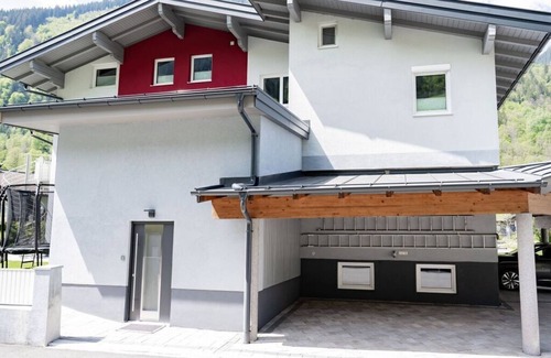 Fusch an der Grossglocknerstrasse House | Present apartment in Fusch