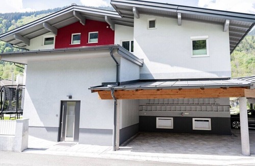 Fusch an der Grossglocknerstrasse House | Present apartment in Fusch