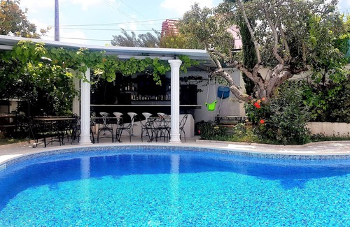Arnal House | President Residence in Villa☆ (10-13 Guests) by Silver Village Residence
